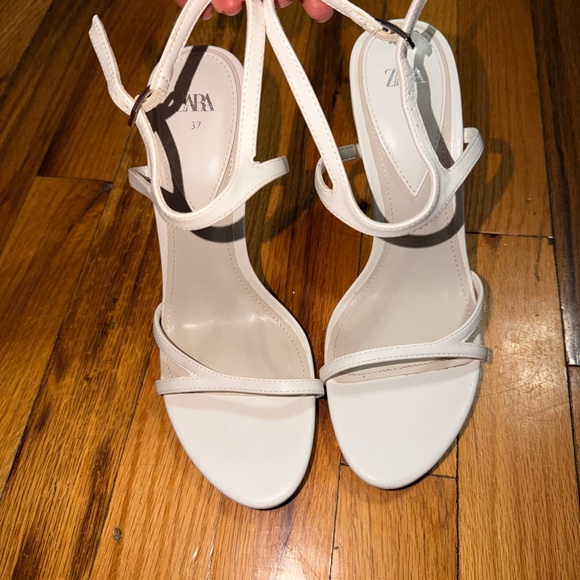 White Zara heels - Picture 2 of 7